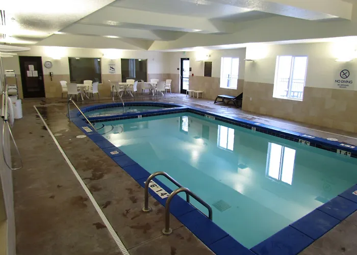 Heartland And Hotel 3*