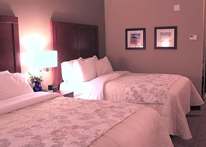 Heartland And Hotel 3*