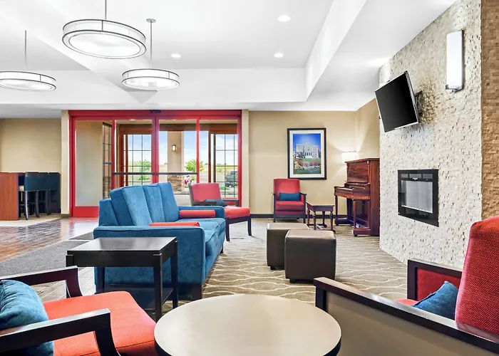 Hotel Heartland And Wheatland