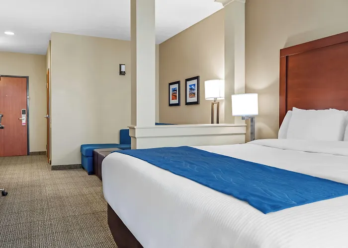 Heartland And Hotel Wheatland